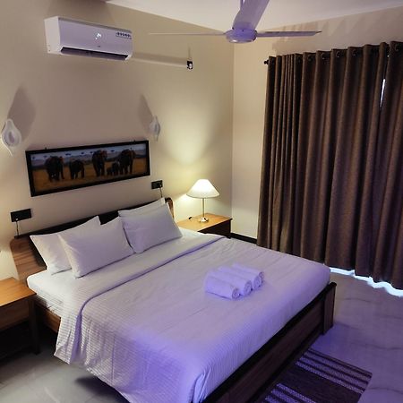 Villa Infinity Негомбо Екстериор снимка